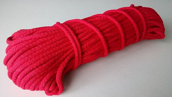 Bavlnena snurka okruhla 6mm cervena